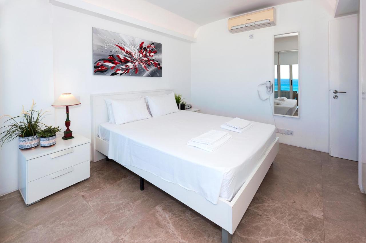 Apartment Marina - Beachfront بروتاراس المظهر الخارجي الصورة