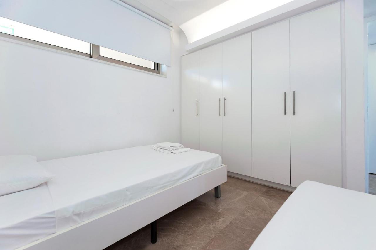 Apartment Marina - Beachfront بروتاراس المظهر الخارجي الصورة