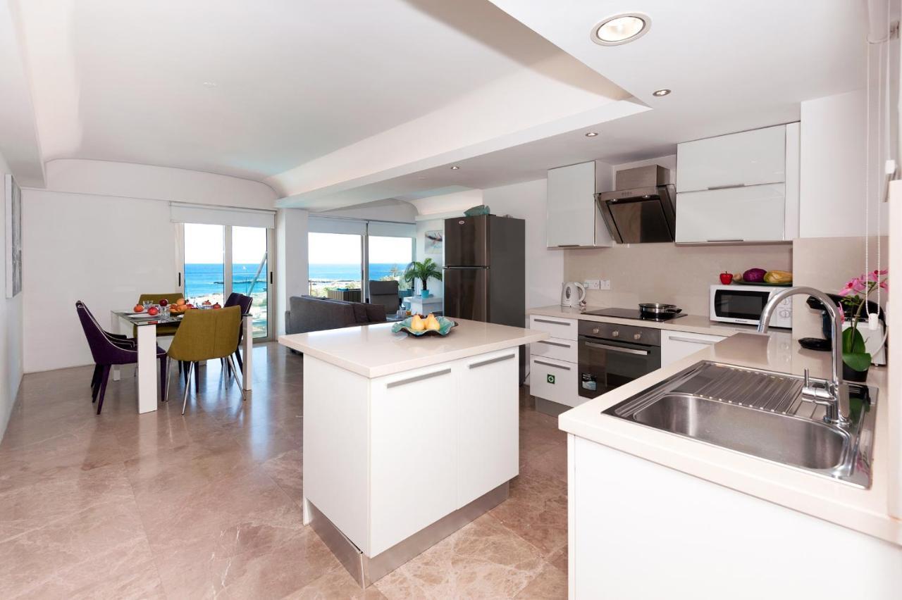 Apartment Marina - Beachfront بروتاراس المظهر الخارجي الصورة